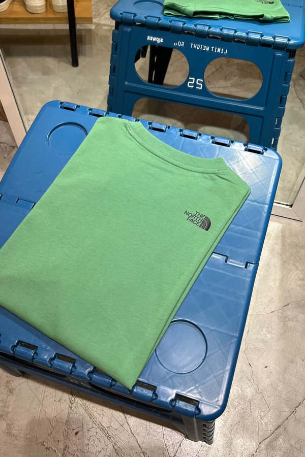 The North Face S/S Box Mountain Graphic Tee