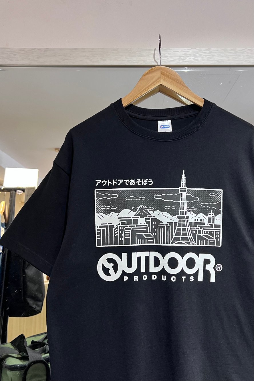  Tokyo Japan Coordinates Typography Minimalist T-Shirt