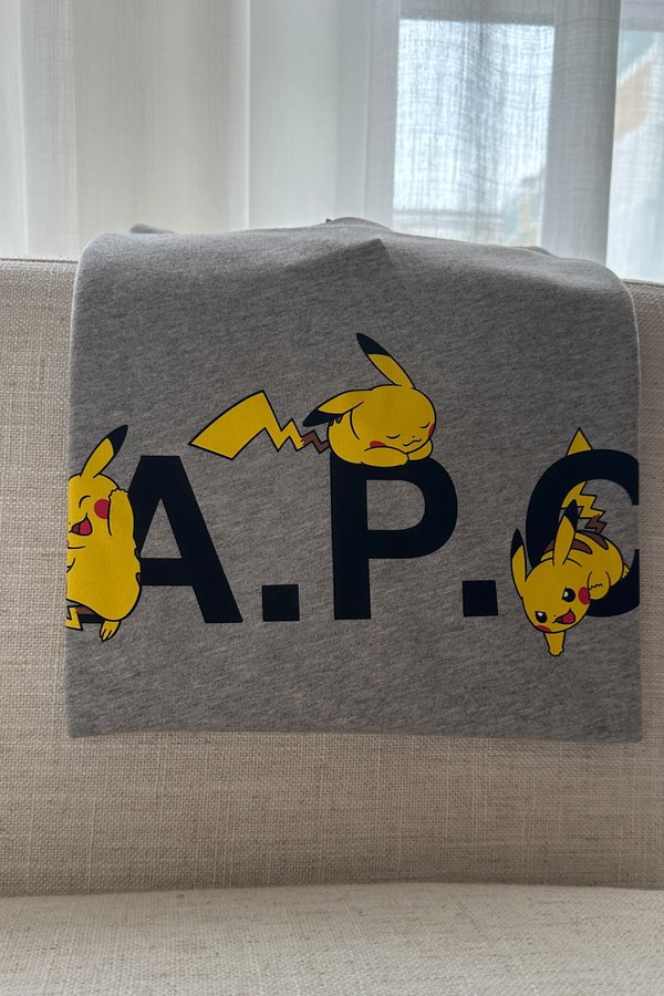 A.P.C. POKEMON Pikachu H T-shirt