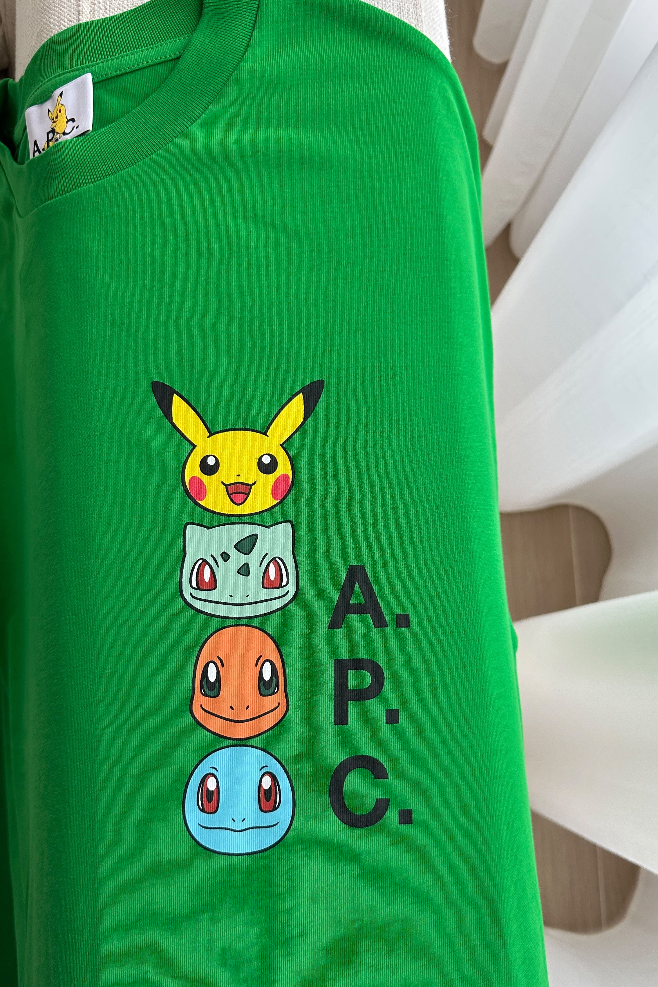 限定♪【国内発送★A.P.C×Pokemon】Portrait スウェットシャツH 限定♪【国内発送☆A.P.C×Pokemon】Portrait スウェットシャツH