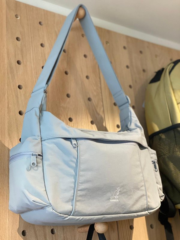 Kangol Essential III Large Cross Bag 