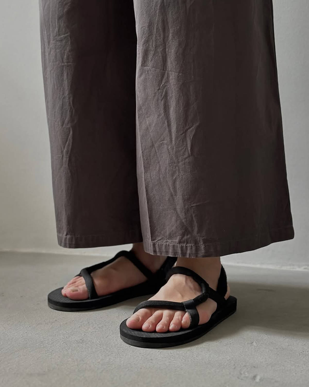 Montbell Lock On Sandals | Goodluck Bunch display picture 2