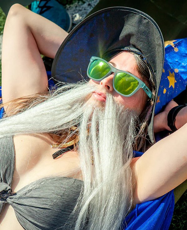goodr Sunbathing with Wizards
