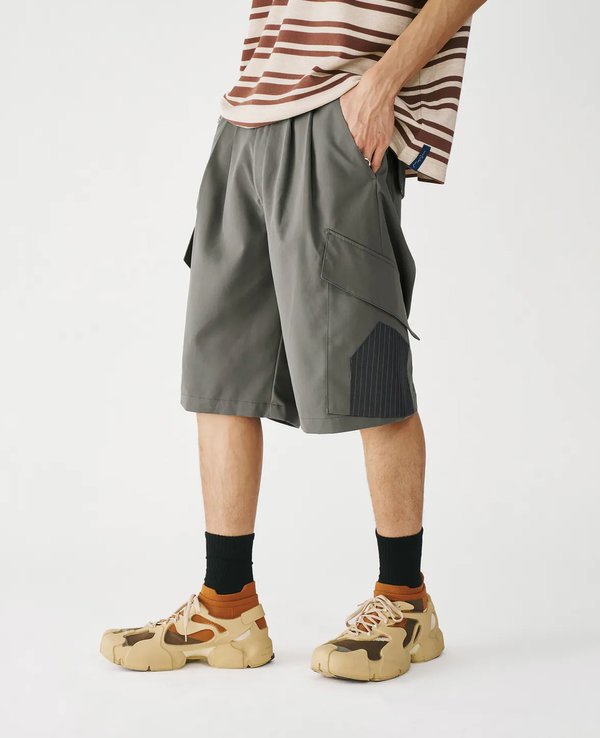 MELSIGN Panel Pocket Shorts