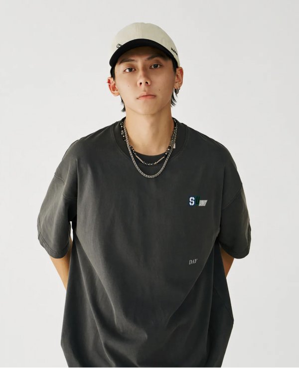 Melsign Sun. Weekly Dilemma Tee