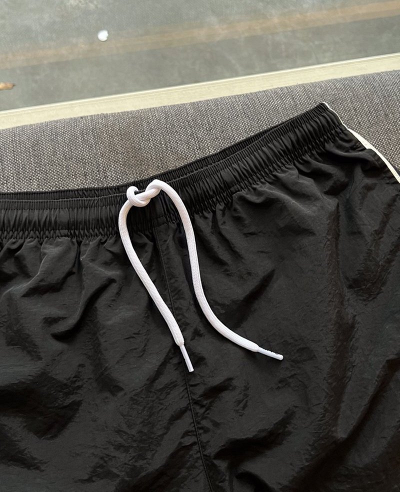 Only NY Nylon Retro Short