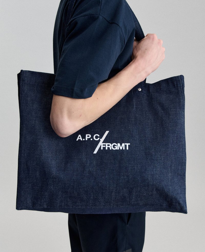 A.P.C. Shopping Je Sors Ce Soir
