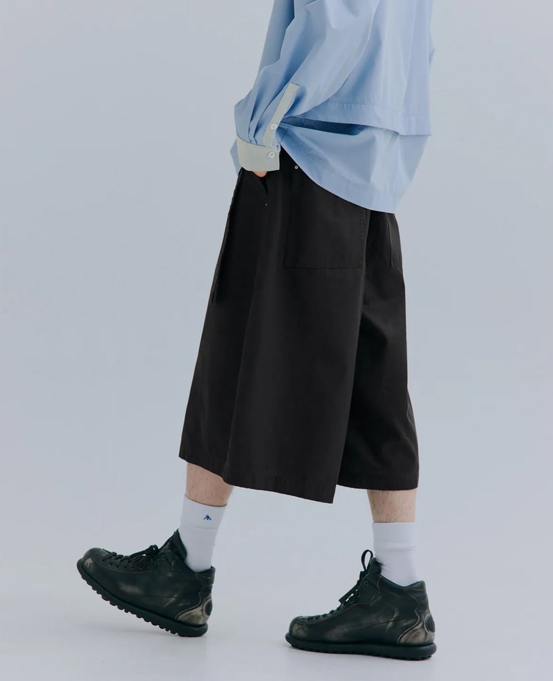 MELSIGN Cropped Drapey Baggy Pants