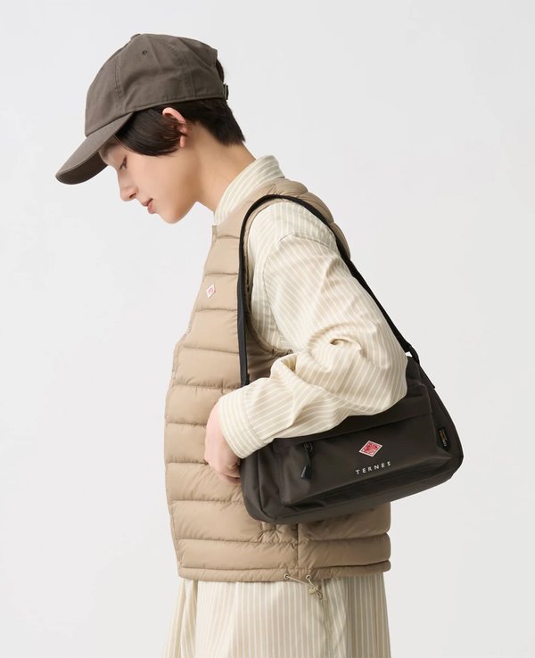 Danton Ternes Crossbody Bag