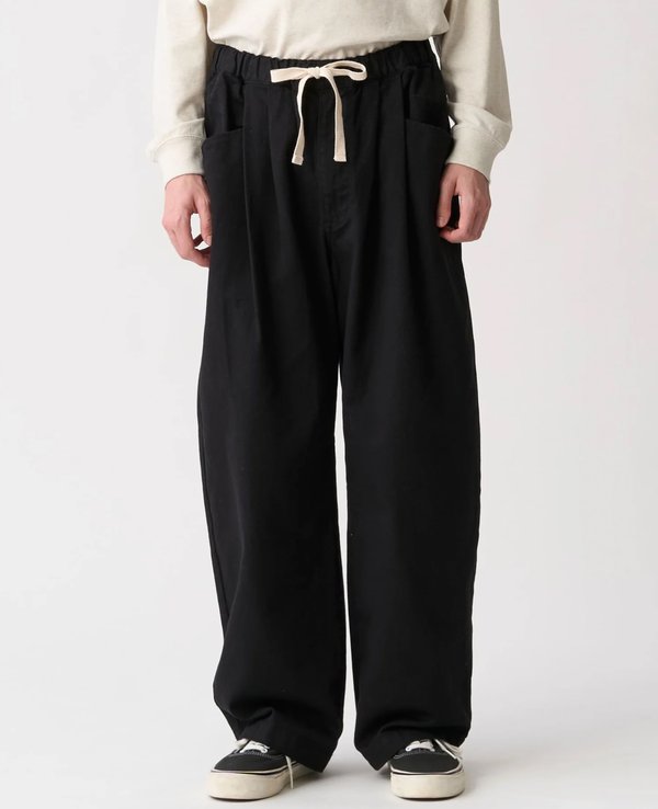 Danton Tuck Pants