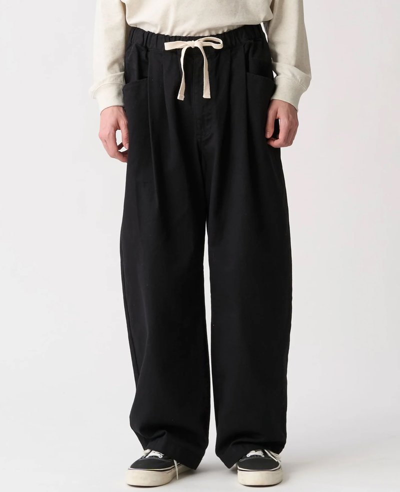 Danton Tuck Pants