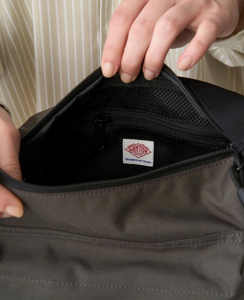 Danton Ternes Crossbody Bag