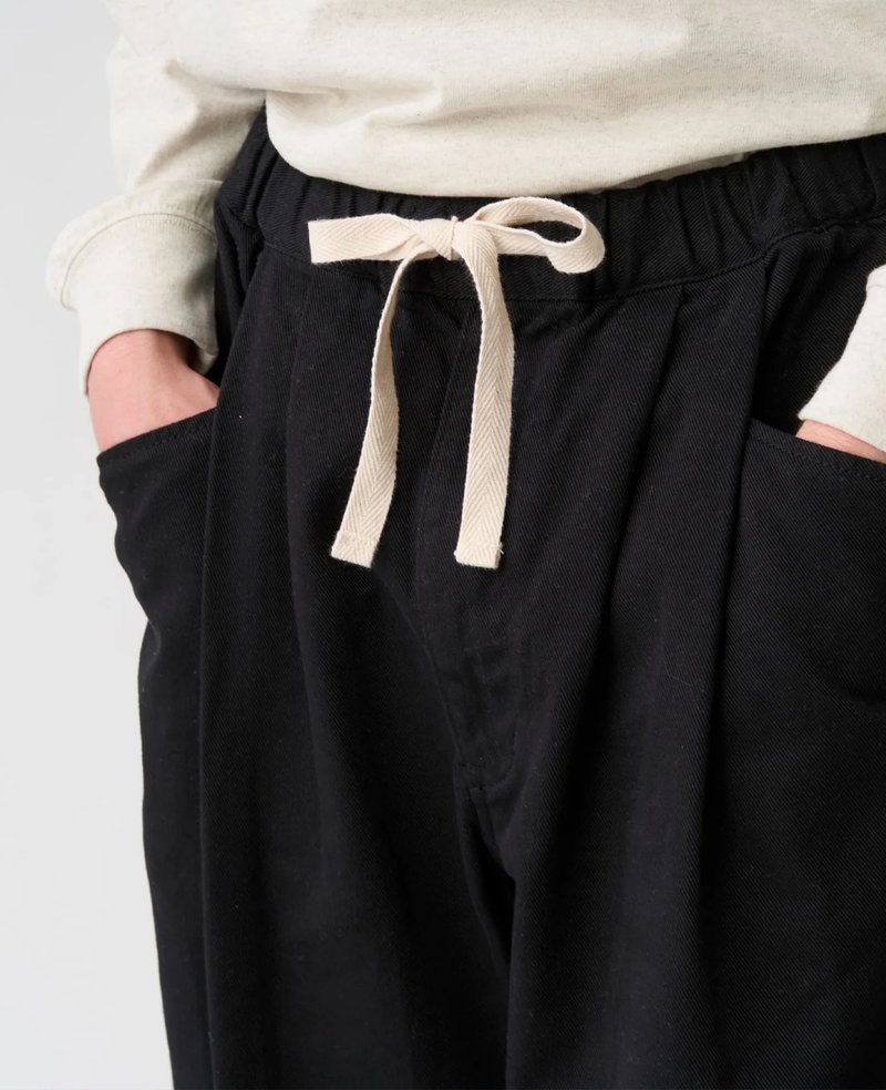 Danton Tuck Pants